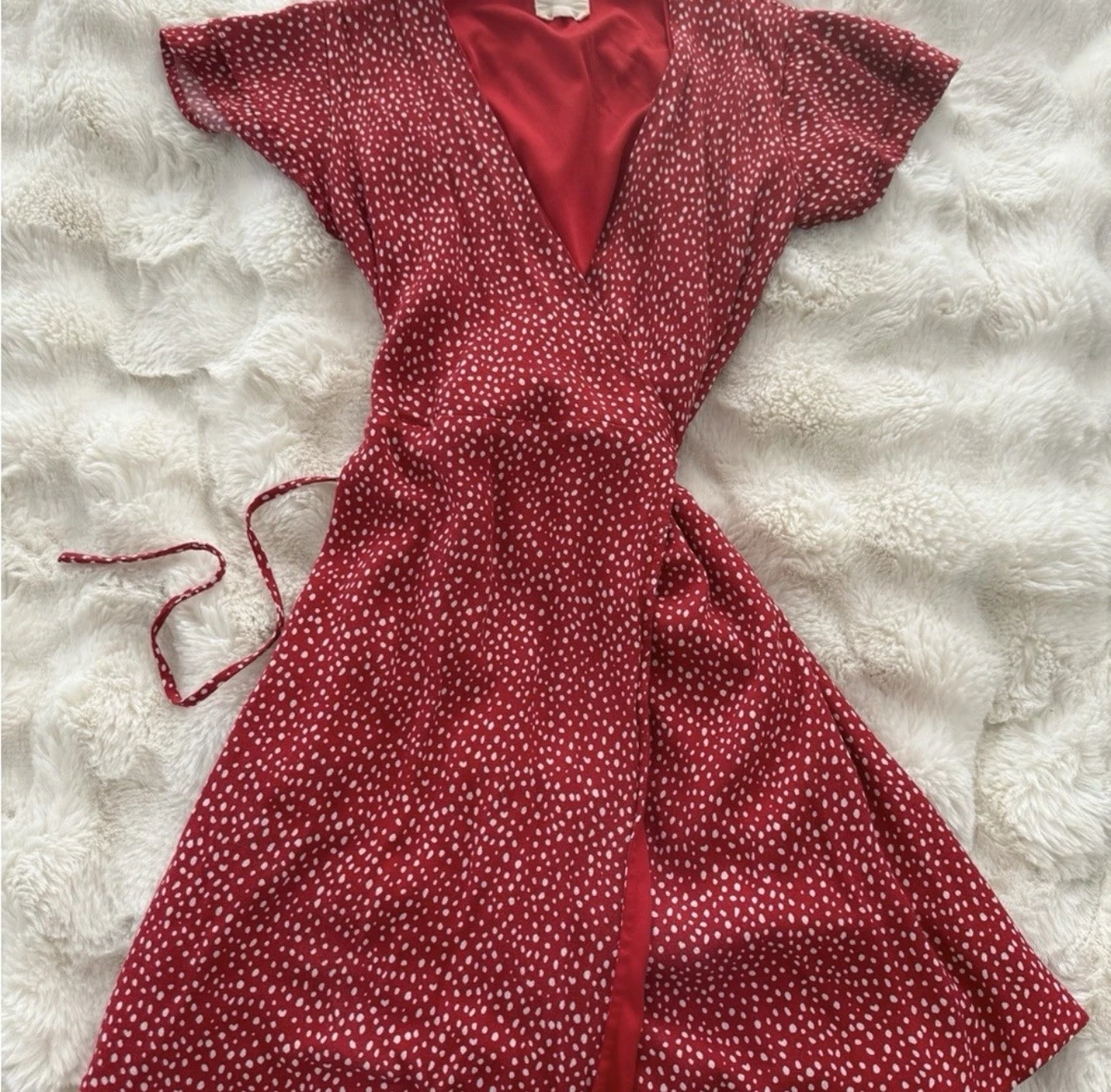 open lace back dress Burgundy Polka Dot Midi Dress main image 0