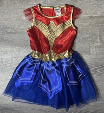Girl's WW84-Wonder Woman DC Halloween Costume Dress SIZE 5. Very good condition