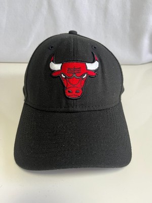 New Era 9fourty Baseball Cap ''Chicago Bulls'' schwarz verstellbar One Size