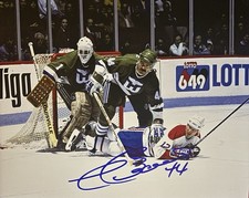 Dave Babych Signed 8x10 Photo!  Vancouver Canucks! Hartford Whalers  !  W/COA