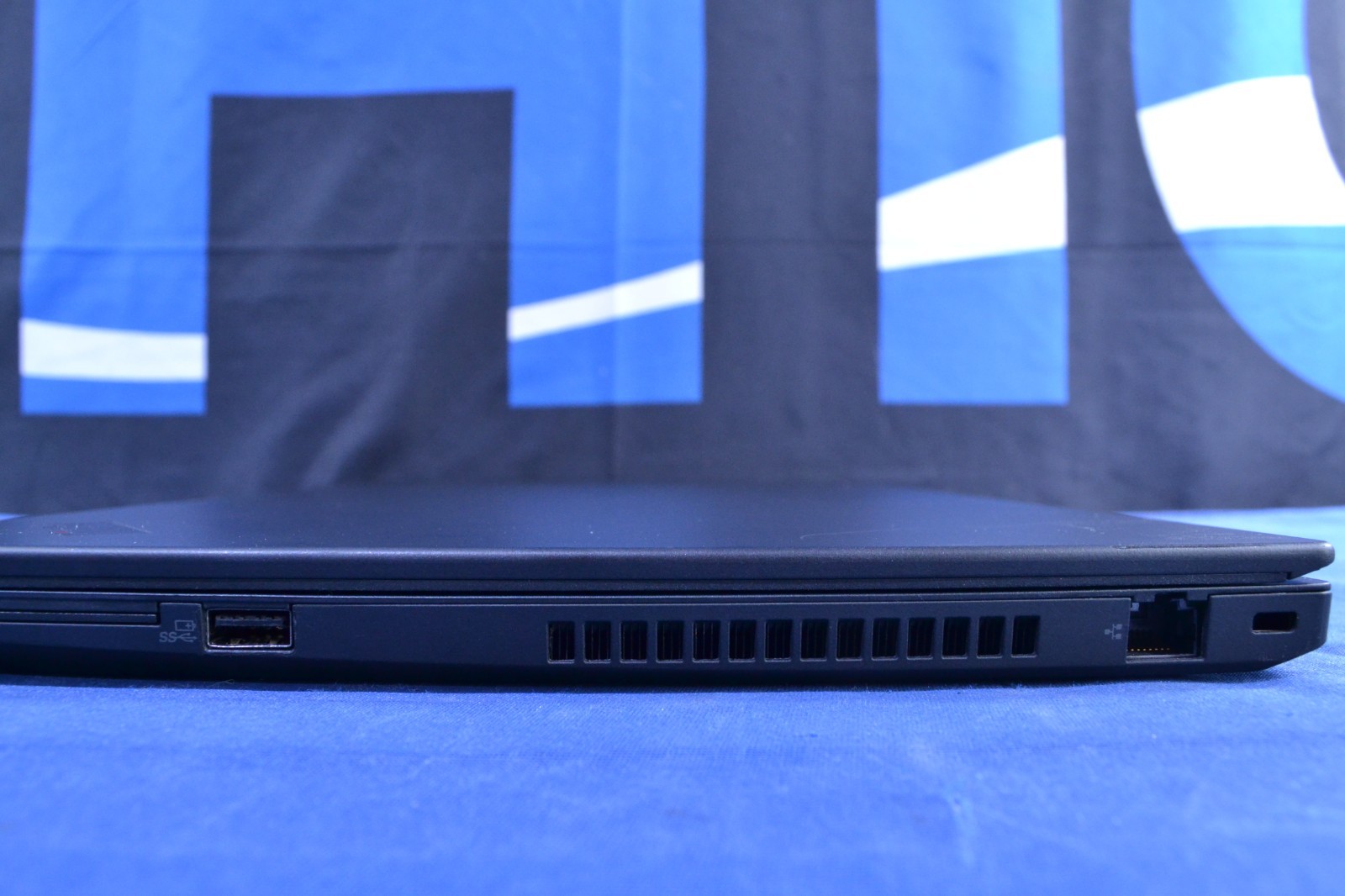 Lenovo ThinkPad T15 Gen 2, 15.6-Inch Laptop, with Intel Core i7-1165G7, Windows 11 Home