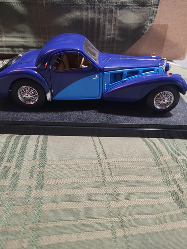 Franklin Mint 1957 Bugatti Type 57Sc Limited Edition 0526 Of 2500 - Bild 2 von 10