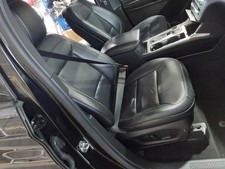 Used Front Right Seat Front Fits 2020 Ford Explorer Leather Electric Wmassage