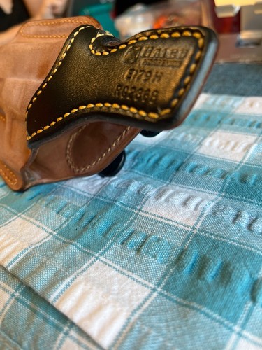 Galco Glock 27 Inside the Pants Holster - Picture 3 of 9