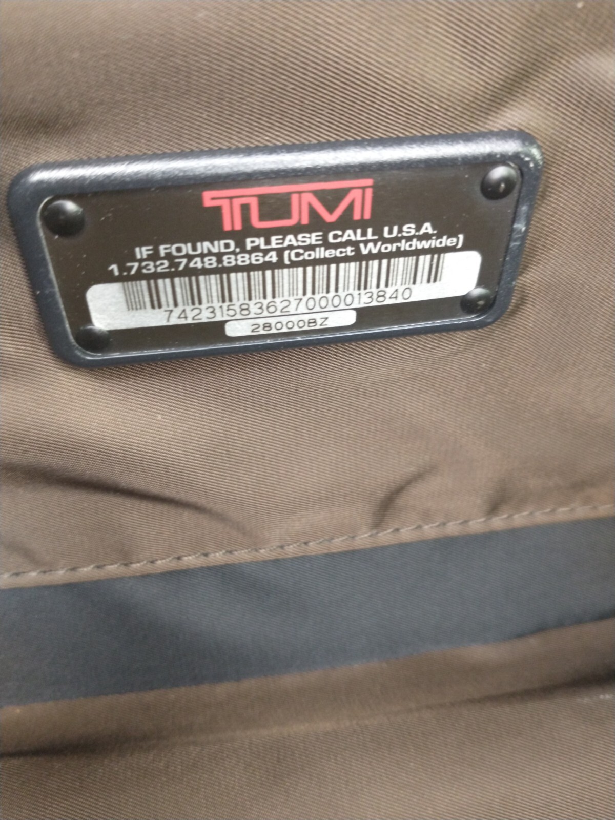 Tumi Rolling Wheels Hard Shell Light Travel Luggage Carry On Zipper No Key 