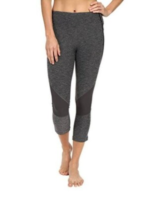 The North Face Women s Dynamix Performance Stretch Cropped Legging, Gray, XS