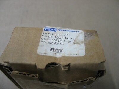 NIB WIKA 213-53 2.5'' 100PSI SS GLY FILLED GAUGE 0-100PSI BTM 1/4NPT P9172
