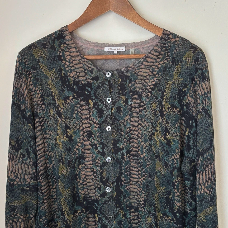 Suéter Cárdigan Tencel Estampado Serpiente Minnie Rose XL Verde Silencioso Lujo Foto 2 de 4