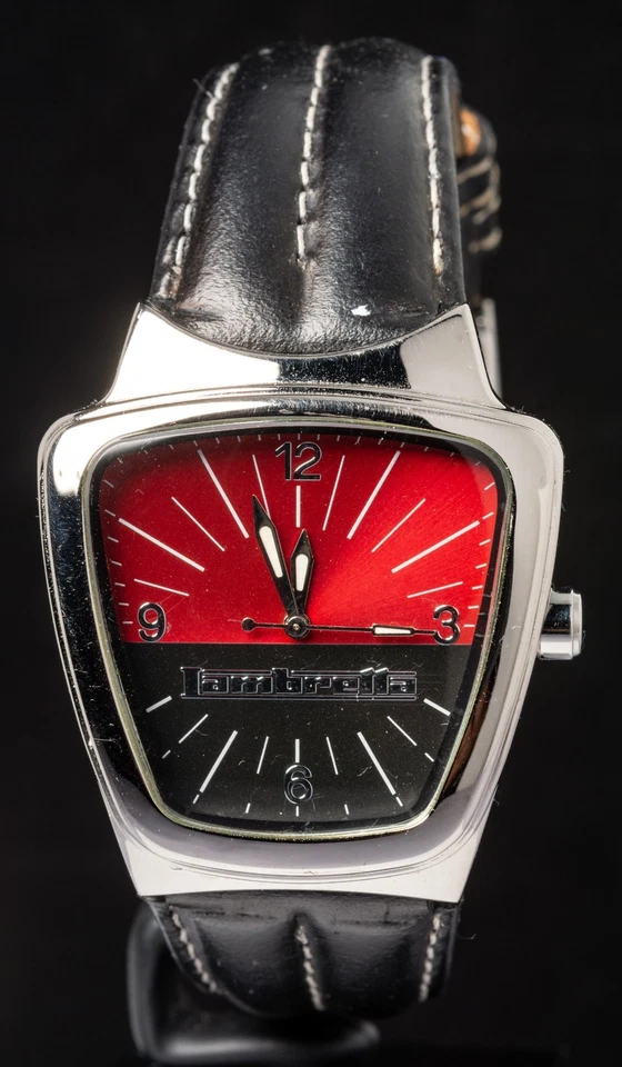 Reloj y caja de cuarzo Lambretta forma irregular para hombre--funcionando, caja de 35x41 mm Foto 3 de 4