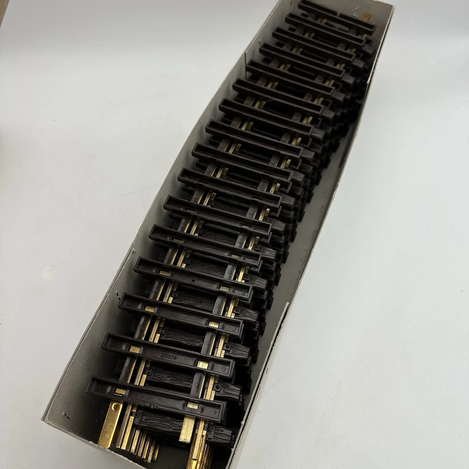 LGB 1600 0 x 13 Brass Curved Track R3 22.5° W/Box G Scale Made In Germany - Image 4 of 4