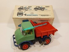 Tippco Mercedes Unimog 682 in