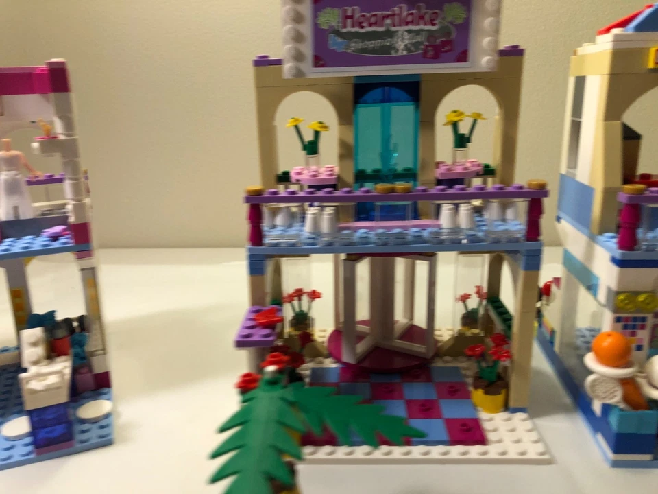 LEGO FRIENDS: Centro Comercial Heartlake (41058), Completo Foto 4 de 4