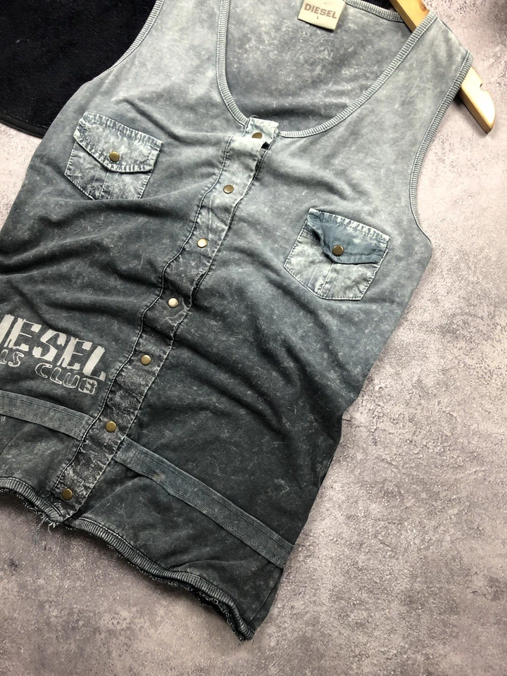 Camiseta sin mangas Diesel vintage vanguardista logotipo grande bombo ropa de calle punk estilo gótico Foto 2 de 4