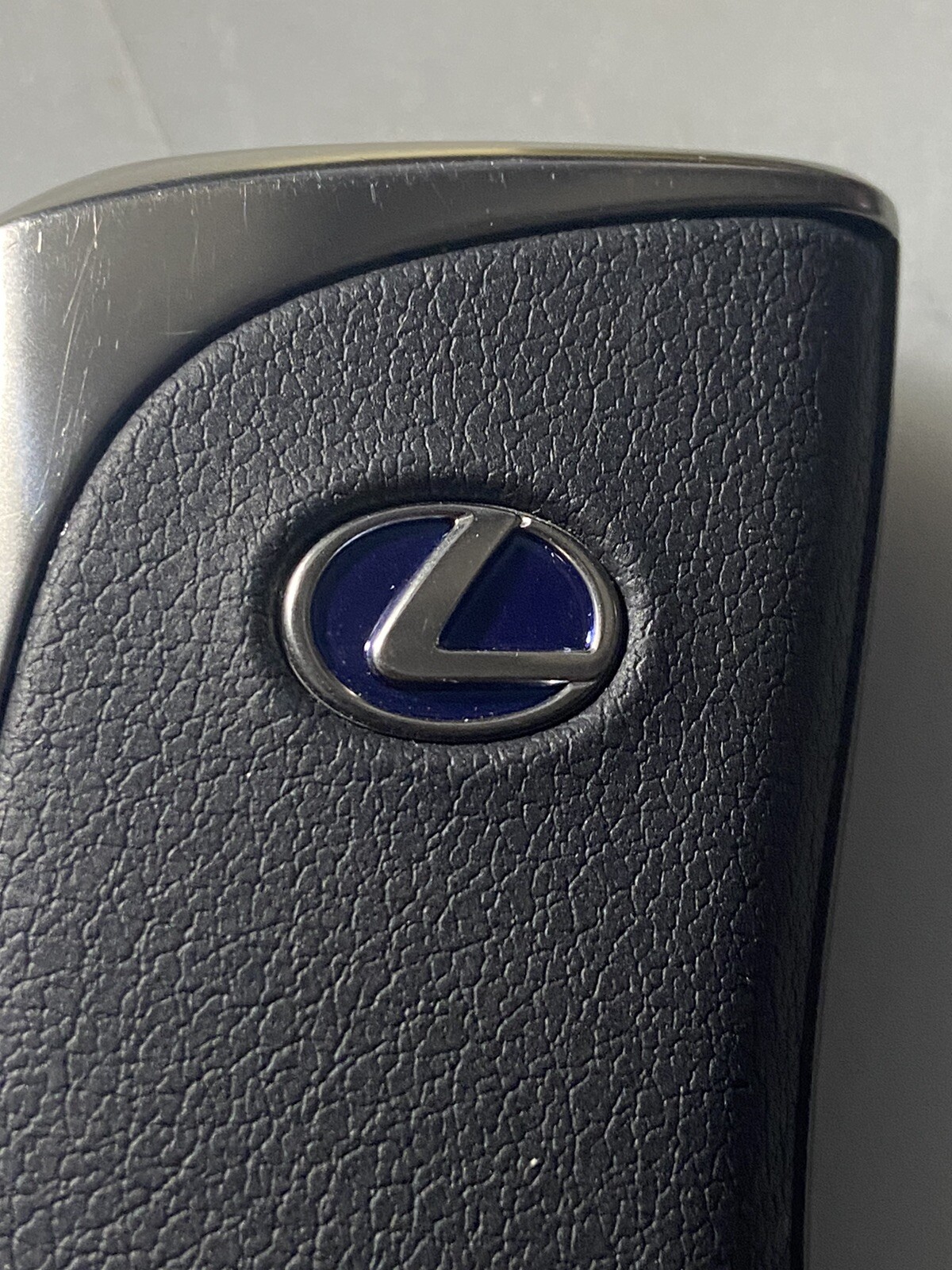 231451-0440 OEM LEXUS HYBRID 4 BUTTON SMART KEYLESS REMOTE FOB FCC  