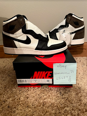 Air Jordan 1 Retro High OG Dark Mocha