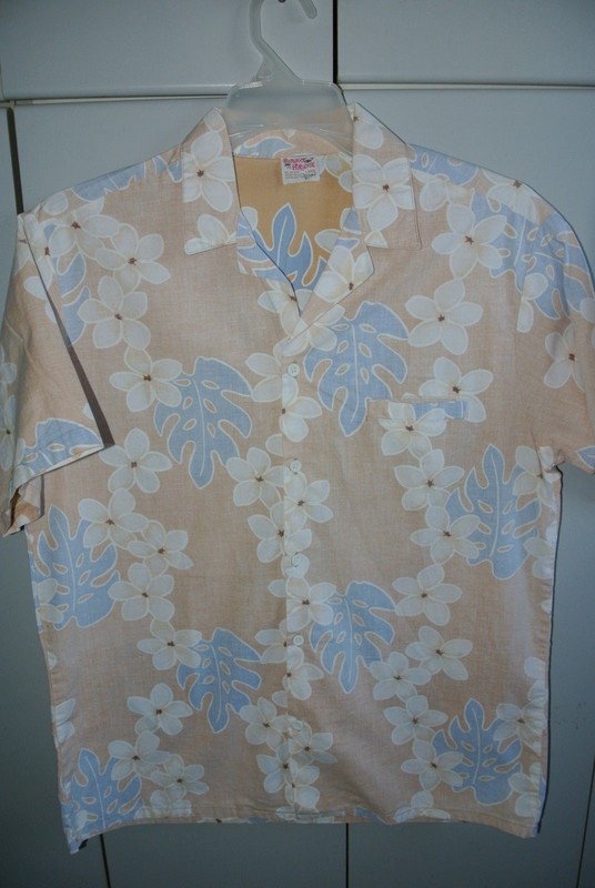 Barefoot in Paradise Mens Large  Reverse Plumeria & Monstera on Tan/Nice