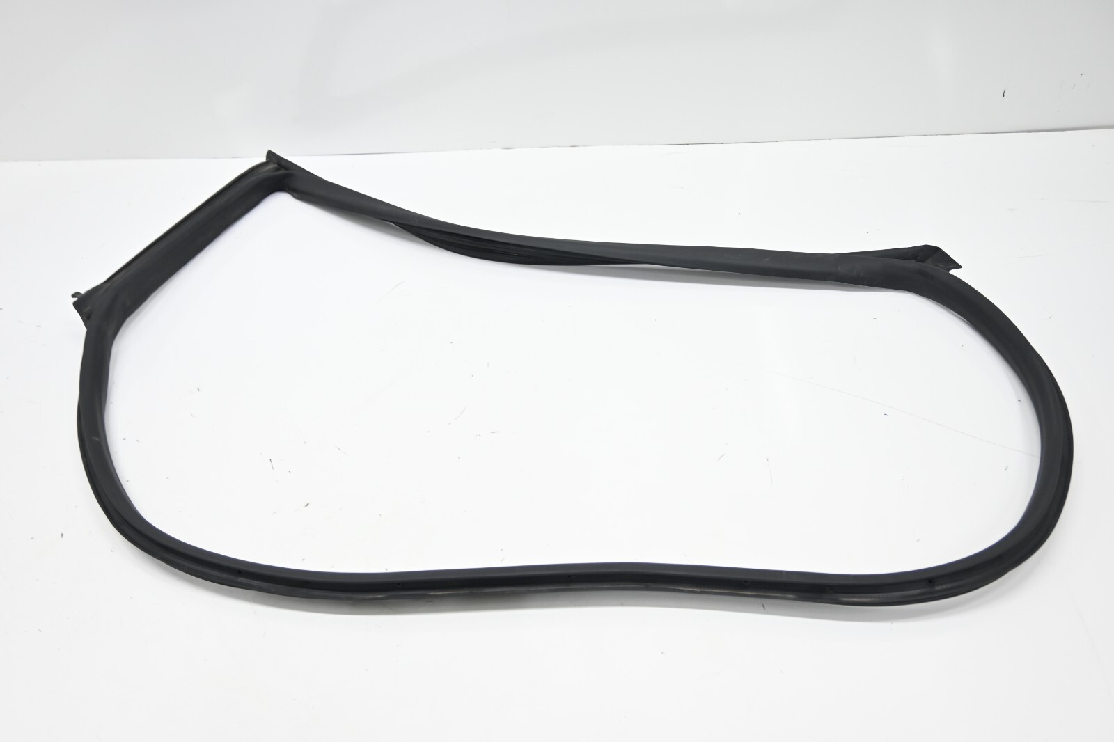 ⭐ 14-20 Maserati Ghibli Quatt Front Right Door Body Rubber Weatherstrip Seal Oem