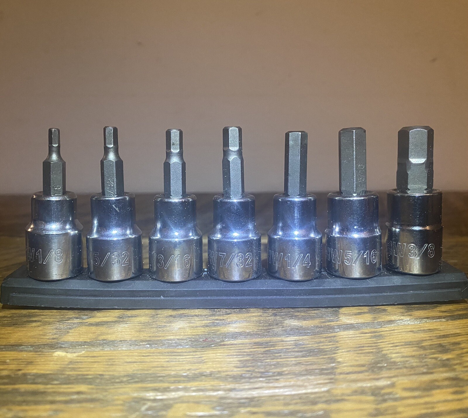 Picture 2 of 4
