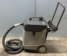 Nilfisk Advance GW 6016 950W 16-Gal. Wet/Dry Vacuum Water Pickup 120V 56209802 1