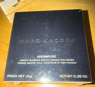 Marc Jacobs Accomplice Instant Blurring Beauty Face Powder w/ Brush 0.35 oz