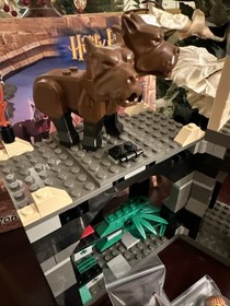 LEGO 4706 Harry Potter Hogwarts Castle Set 100% Complete W/ Manual Retired 2012