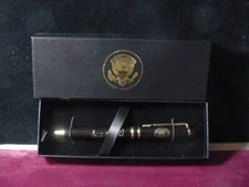 Presidential seal Donald J. Trump BLACK Ballpoint Pen - New- Free Shipping