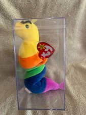 Ty Beanie Baby Inch The Inchworm With Canadian Tag-NWMT Retired