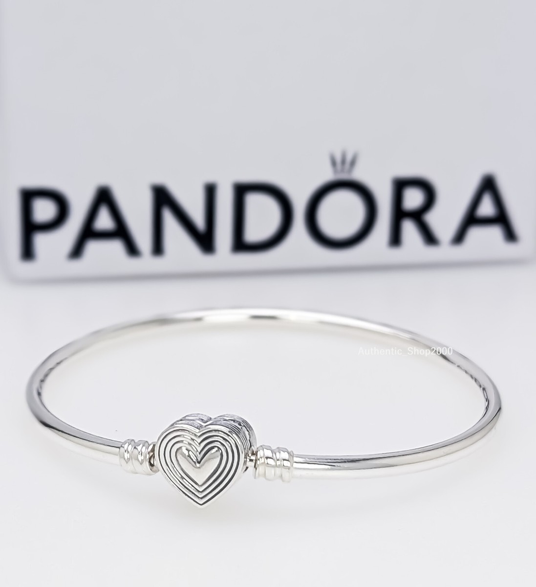New 100% Authentic PANDORA 925 Radiating Heart Clasp Bangle