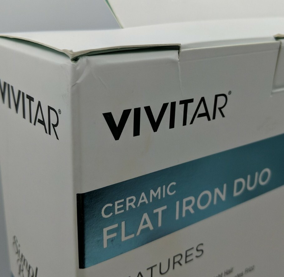 Vivitar Simply Beautiful Ceramic Flat Iron Mini Flat Iron