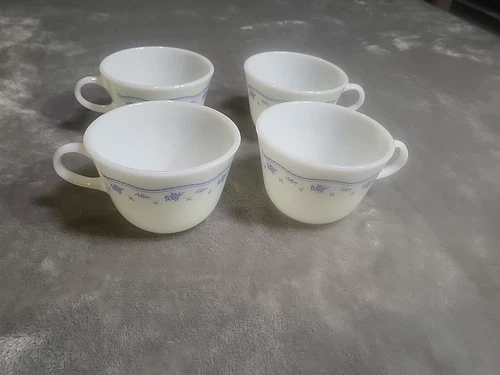 Pyrex Blue Flower Design White Tea Coffee Cups Mugs Corning Set Of 4