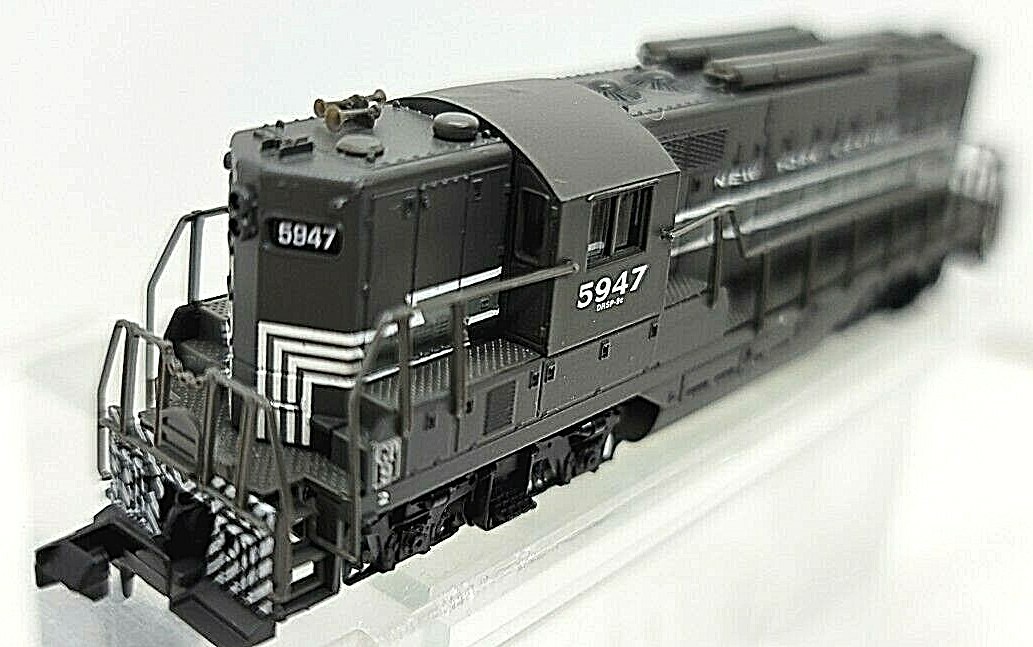N ATLAS 48414 New York Central EMD GP-9 T.T. Diesel Loco # 5947