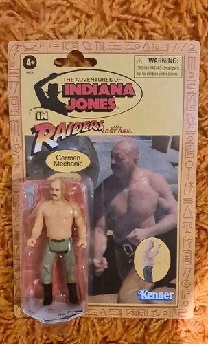 Figura Hasbro Indiana Jones Mecánico Alemán Kenner Colección Retro 10cm Sin usar, en caja