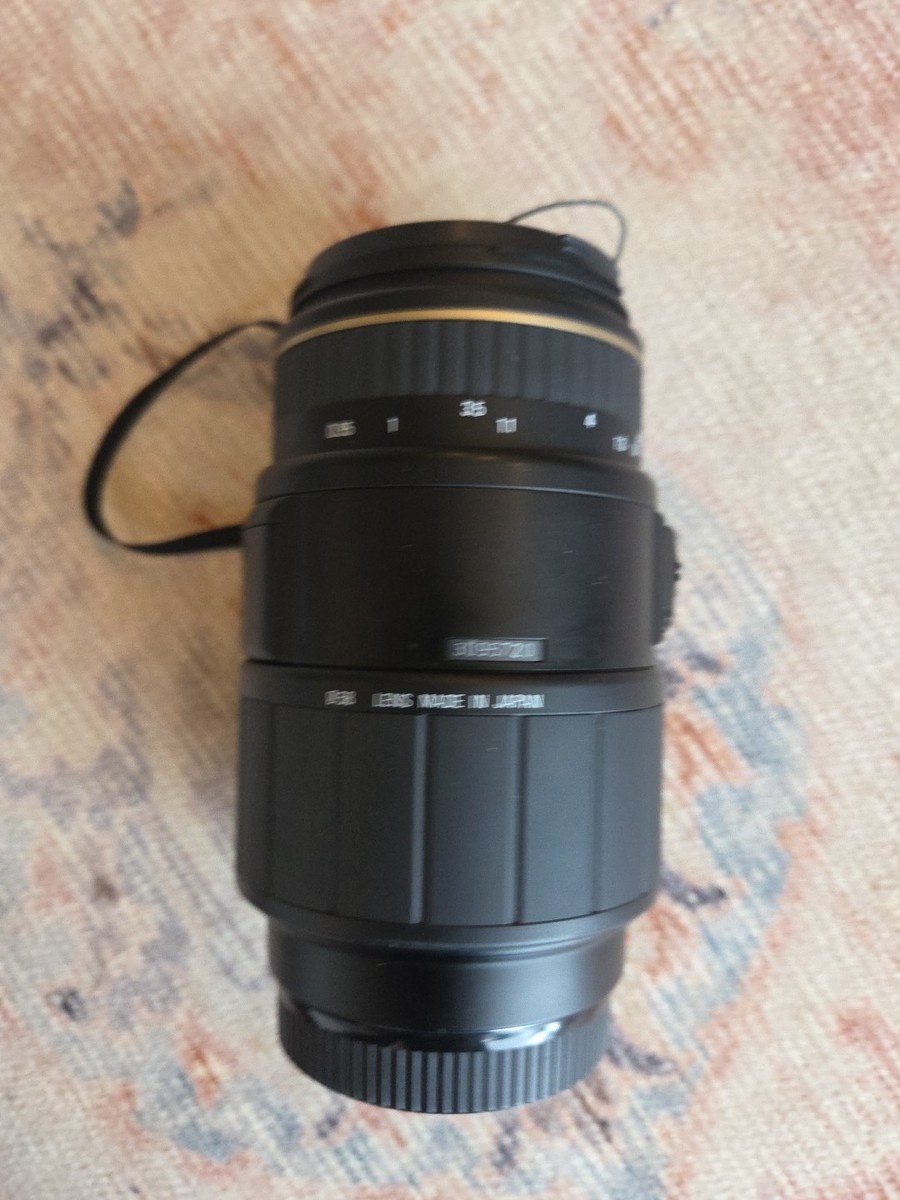 Sigma 70-300mm f4-5.6 APO DG Macro Telephoto Zoom Lens with Cap AF