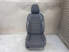RENAULT ARKANA SITZ VORNE RECHTS MK1 2020 - 2025