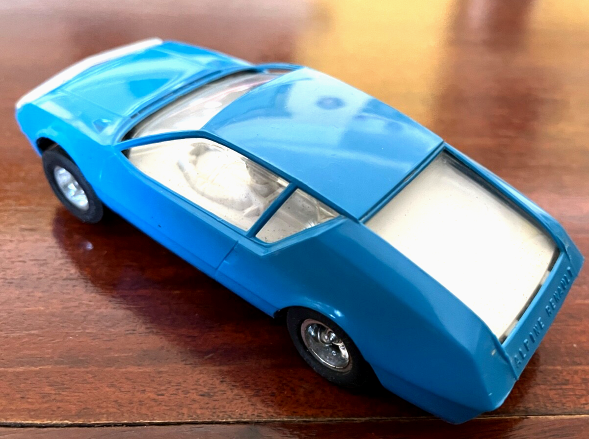 STROMBECKER 9595 - Alpine Renault A310 Bleue sans Boite 1/32