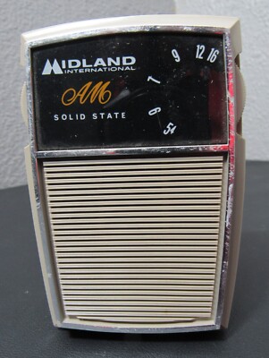 Vintage Midland International 10-020 Solid State AM Portable Radio WORKS