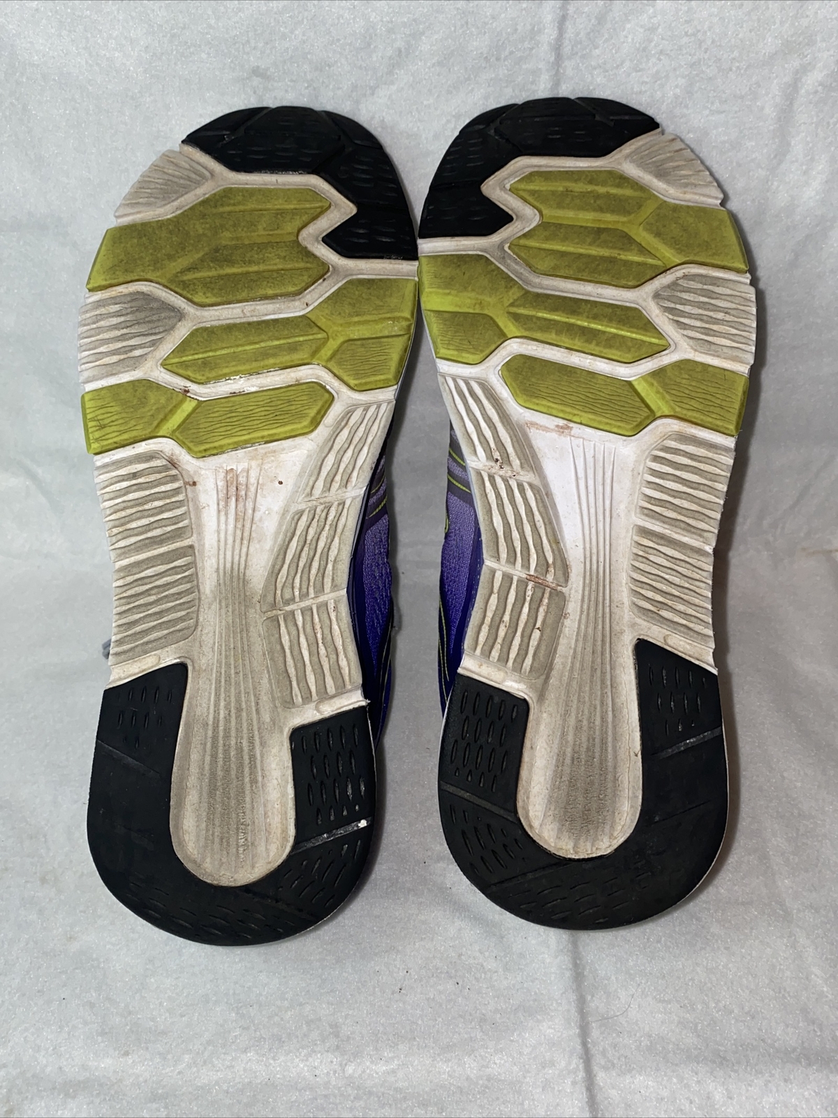 KARHU WOMENS FUSION ORTIX CUSHIONED ATHLETIC SHOES U.S SIZE 8.5 PRE-OWNED