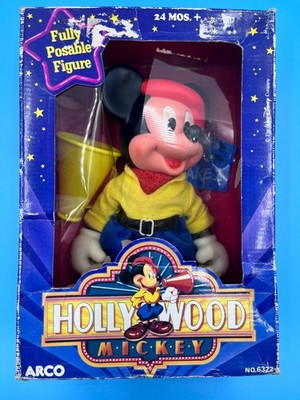 Hollywood Mickey ARCO in Box Fully Posable Figure 6322 Mattel Disney