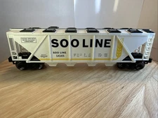 C-7, MENARDS O GAUGE SOO LINE WHITE COVERED HOPPER CAR FROM 2019