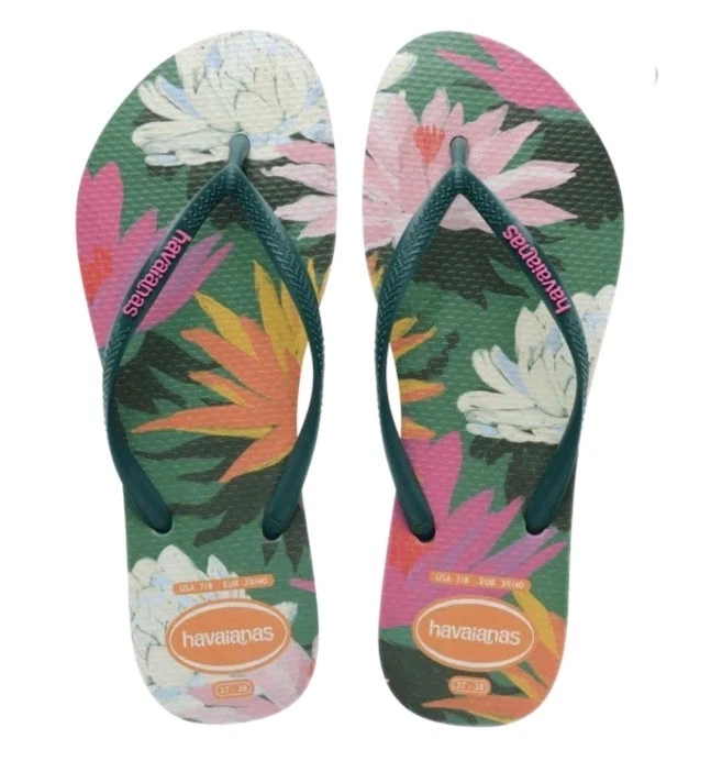 Havaianas Slim Square Flip Flop Sandal in Red