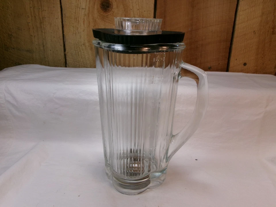 Jarra licuadora de vidrio vintage Waring Clover en forma de hoja 40 oz ~ 5 tazas con tapa Foto 2 de 4