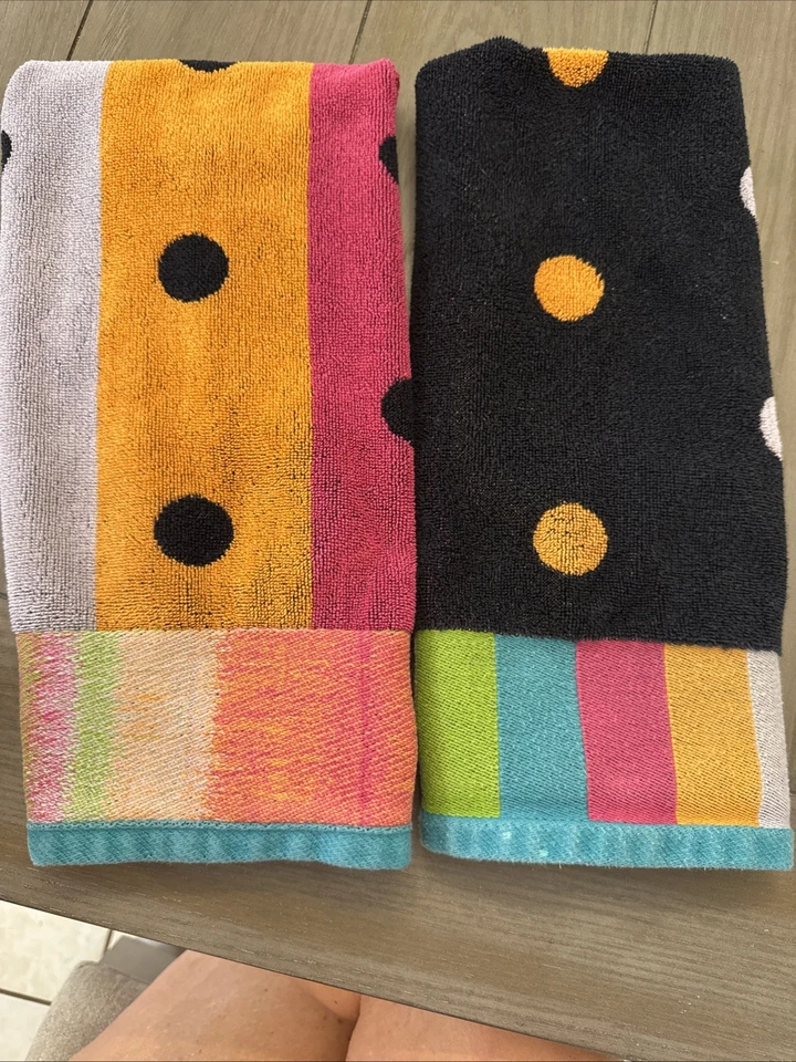 Set of 2 Mackenzie Childs Hand Towels Stripe Polka Dot - Image 3 of 4
