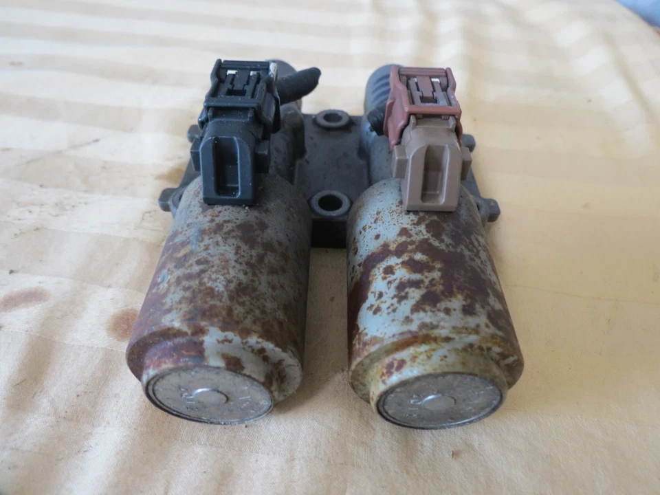 09 10 11 12 13 14 Acura TSX Transmission Dual Linear Solenoid 28260-R90-004 - Image 3 of 4