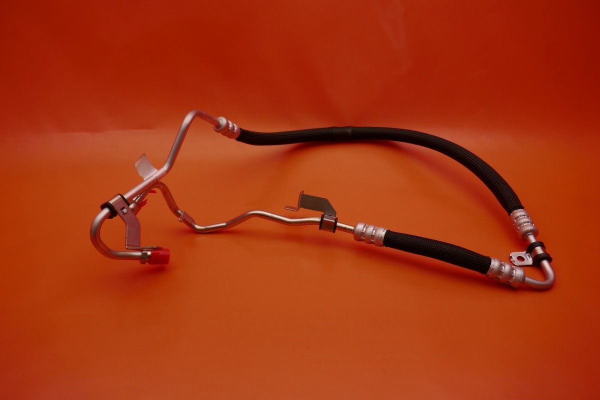 MASERATI QUATTROPORTE PIPE BETWEEN STEERING AND RACK AND PUMP 2014 2015 2016
