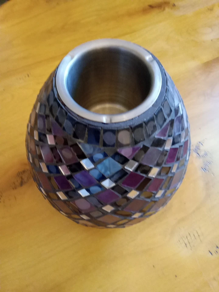 Jarrón de vidrio mosaico candelabro púrpura espejos negros 10", H X 7,5" W3 Foto 3 de 4