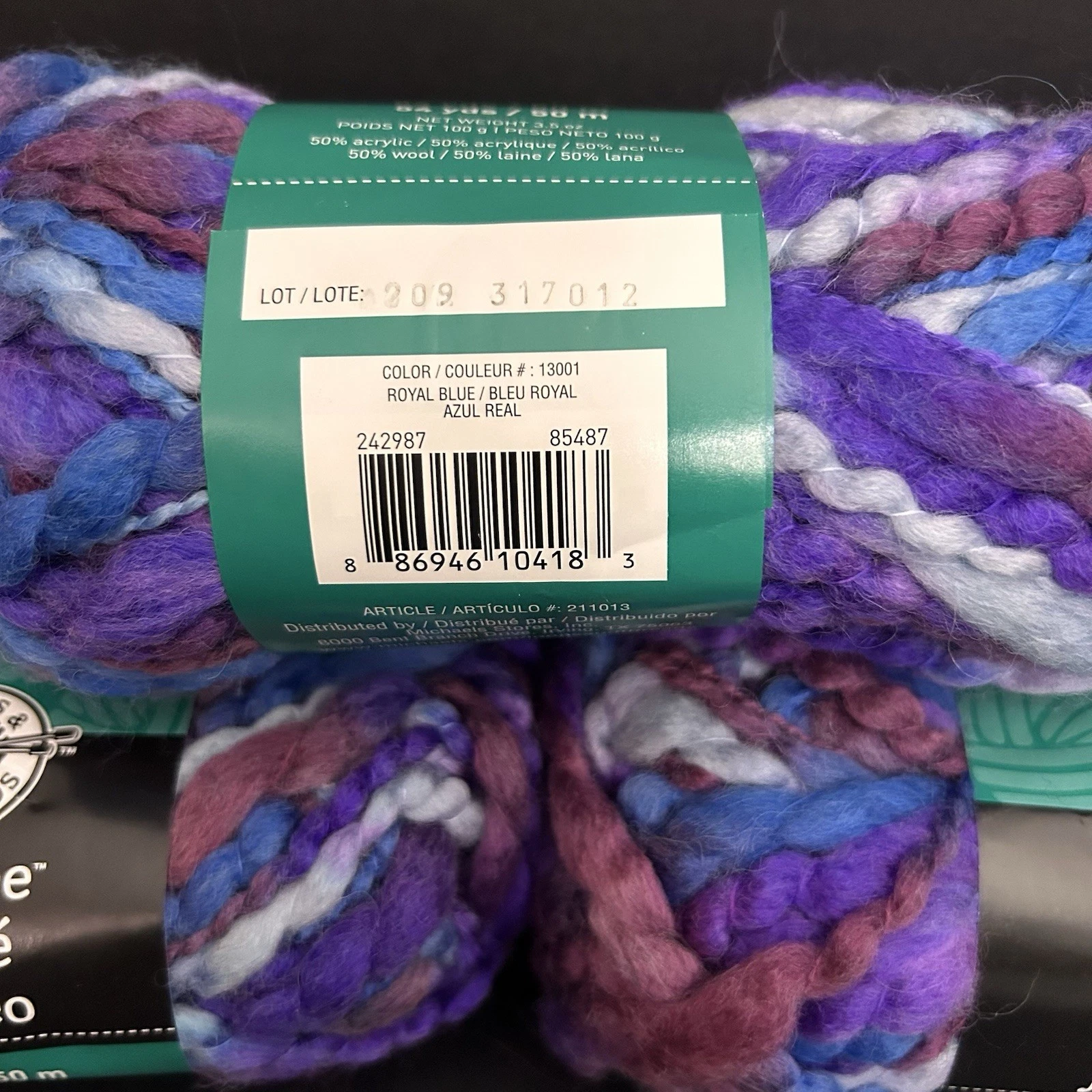 Loops & Threads Jubilee Yarn 5 Skeins Royal Wool Blend Chunky 54 Yards Per Skein - product detail image 2
