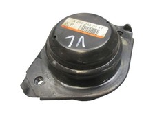 Support moteur Mercedes 420