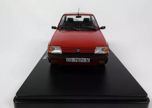 Coche PEUGEOT 205 GTI 1.9 Ixo 1:24 - Imagen 2 de 7