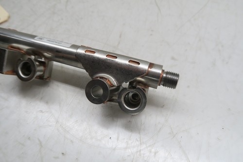 2020-2024 Lincoln Corsair OEM 2.0L Engine Fuel Injector Rail K2GE9F797CA - Picture 3 of 12