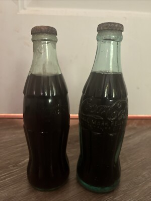 2 Old Vintage 1960 Coke A Cola